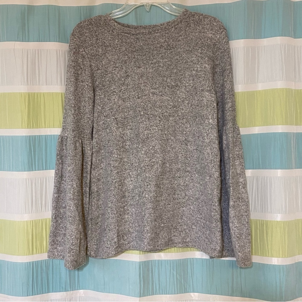 Zara Trafaluc Gray Bell Sleeve Sweater Sz Small - Picture 6 of 6